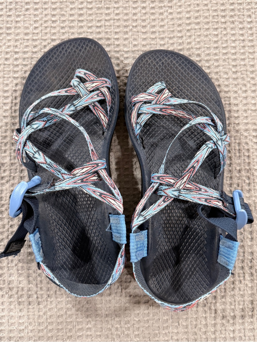 Chaco Women's Multi-Color Strappy Sport Sandals - Black Footbed